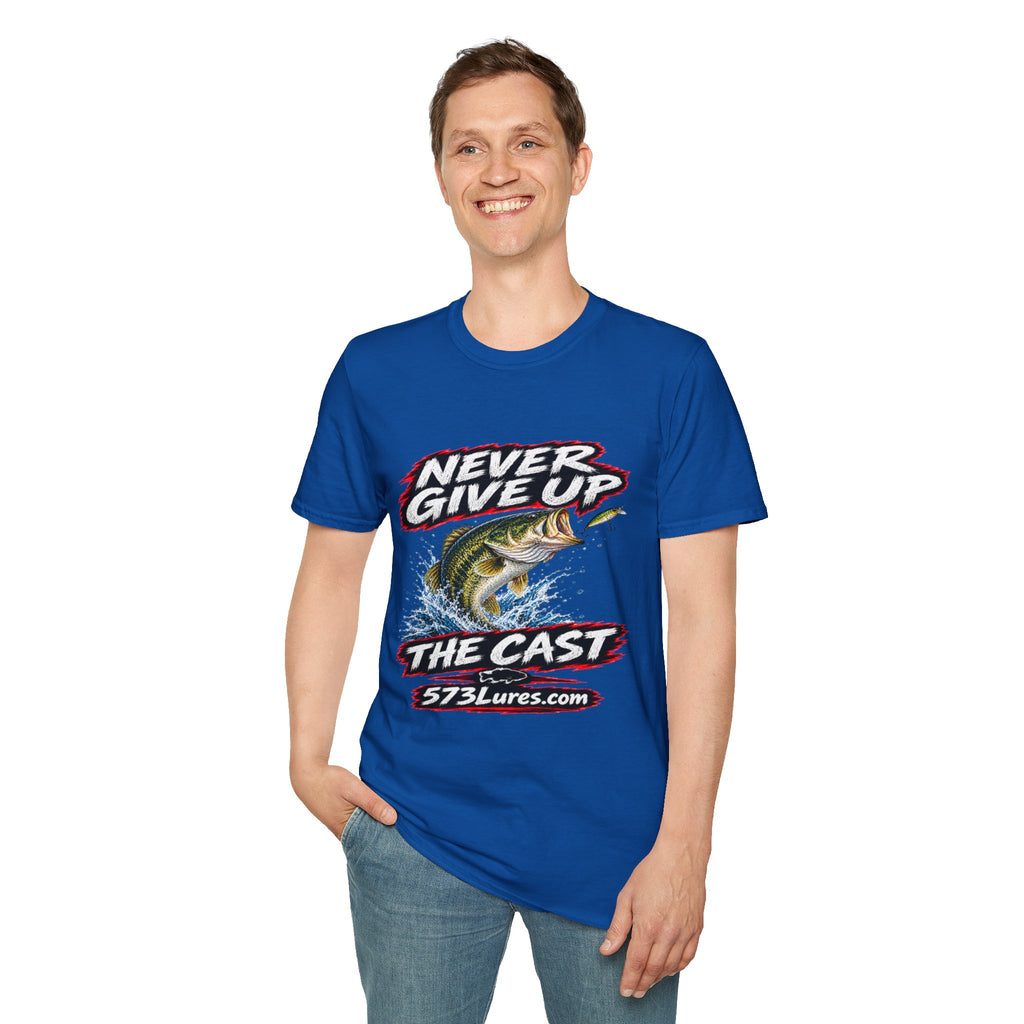 T-Shirt Never Give Up, the Cast Bass Fishing Graphic Tee Never Get Skunked Again