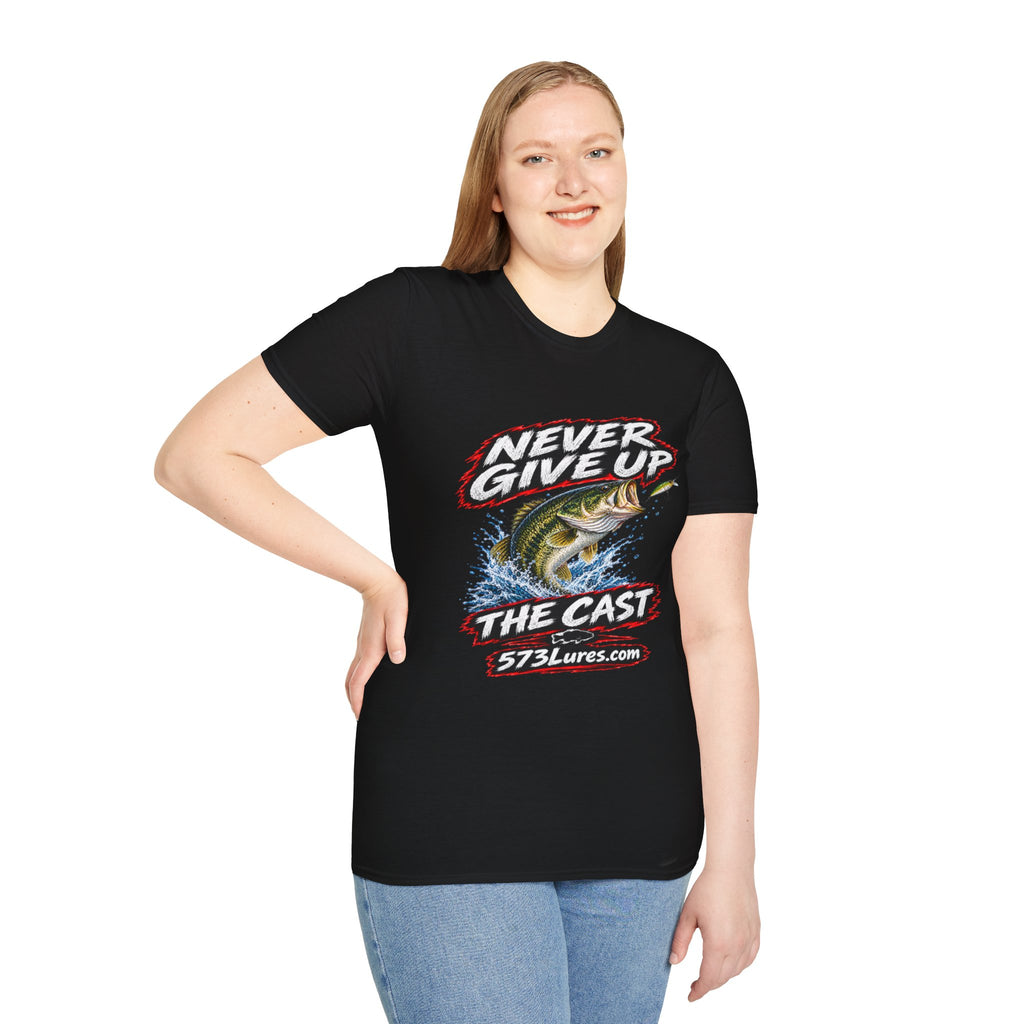 T-Shirt Never Give Up, the Cast Bass Fishing Graphic Tee Never Get Skunked Again
