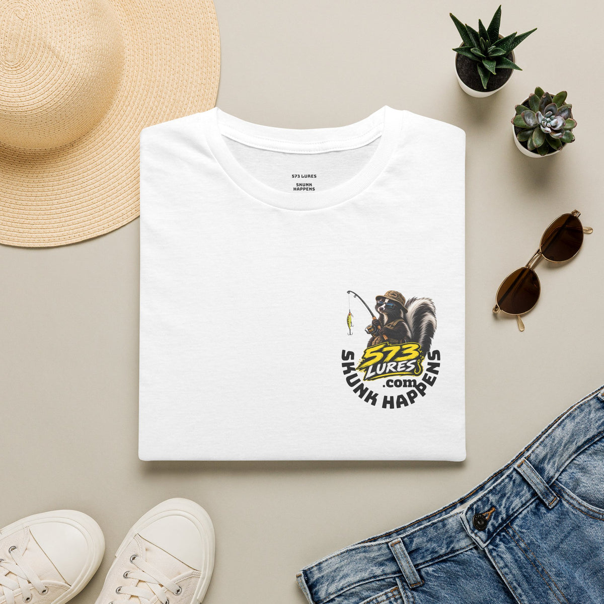 T-Shirt Change Something, Skunk Happens Fishing Graphic Tee