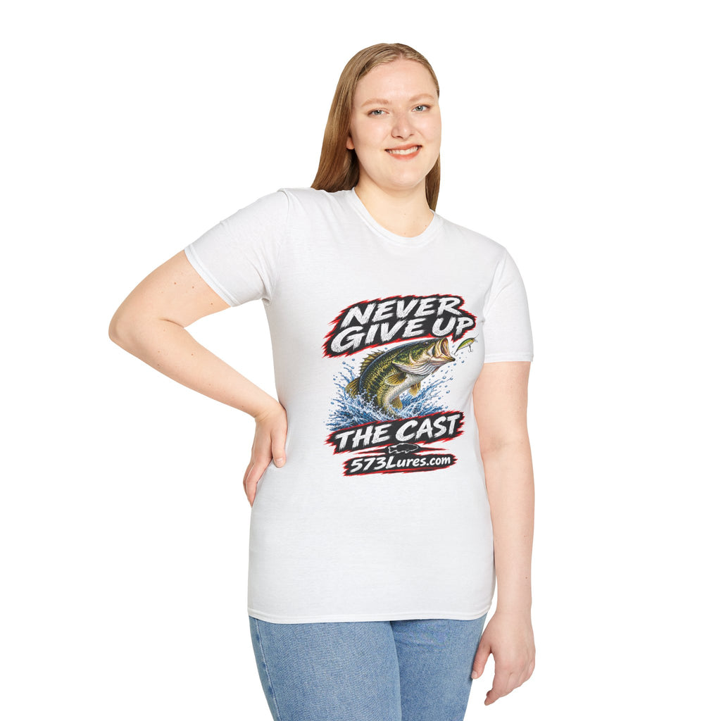 T-Shirt Never Give Up, the Cast Bass Fishing Graphic Tee Never Get Skunked Again