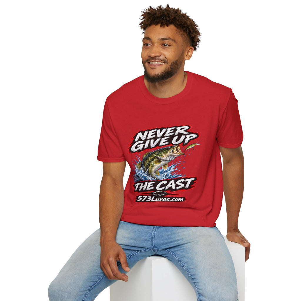 T-Shirt Never Give Up, the Cast Bass Fishing Graphic Tee Never Get Skunked Again