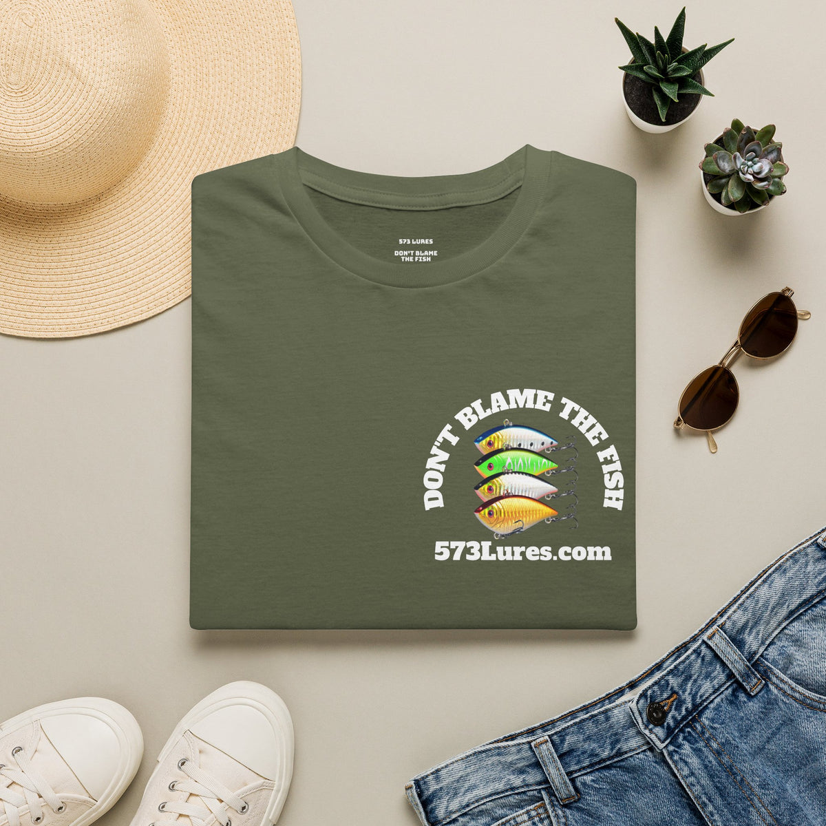 T‑Shirt Don't Blame The Fish, Change The Presentation Fishing Graphic Tee
